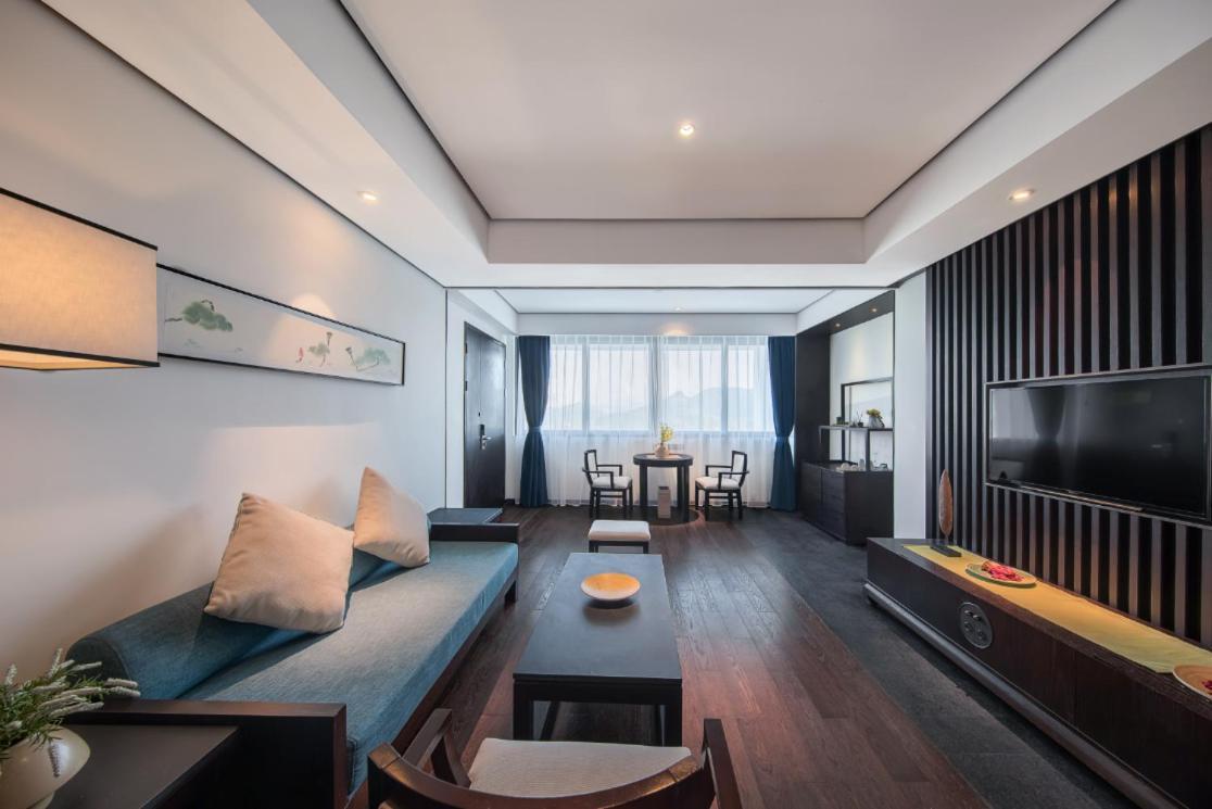 Howard Johnson Sandalwoods Resort Huizhou Huidong Exterior foto
